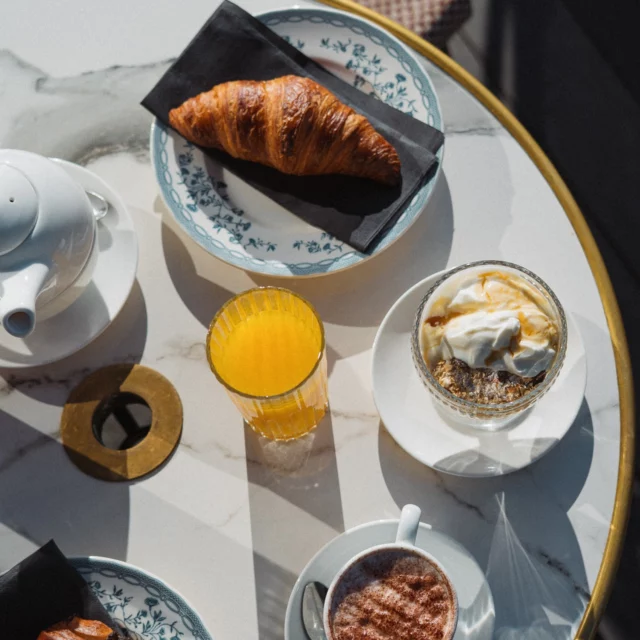 Petit-déj tous les jours dès 08:00 🥐